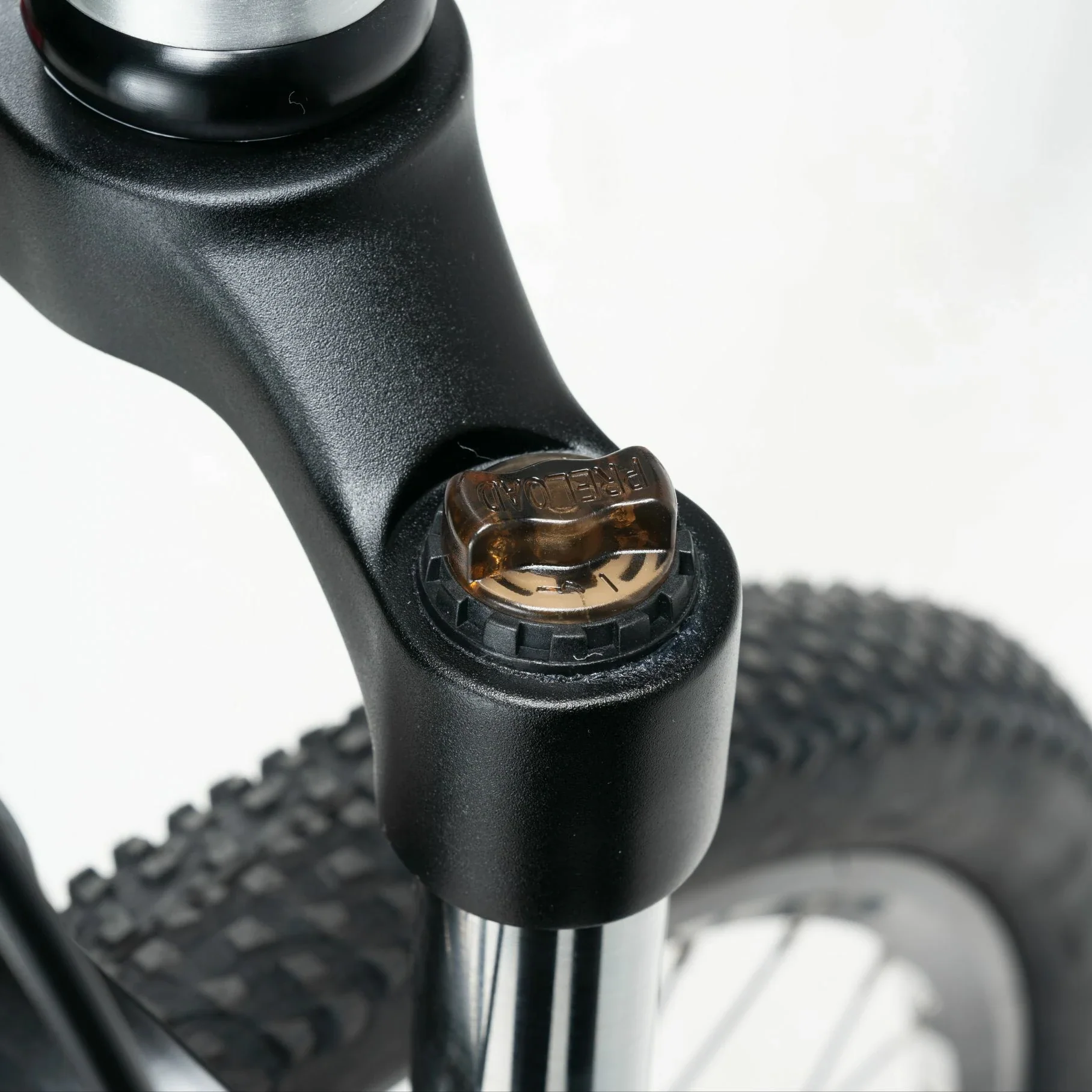 Darwin V 26-Inch Mountain Bike - Image 3