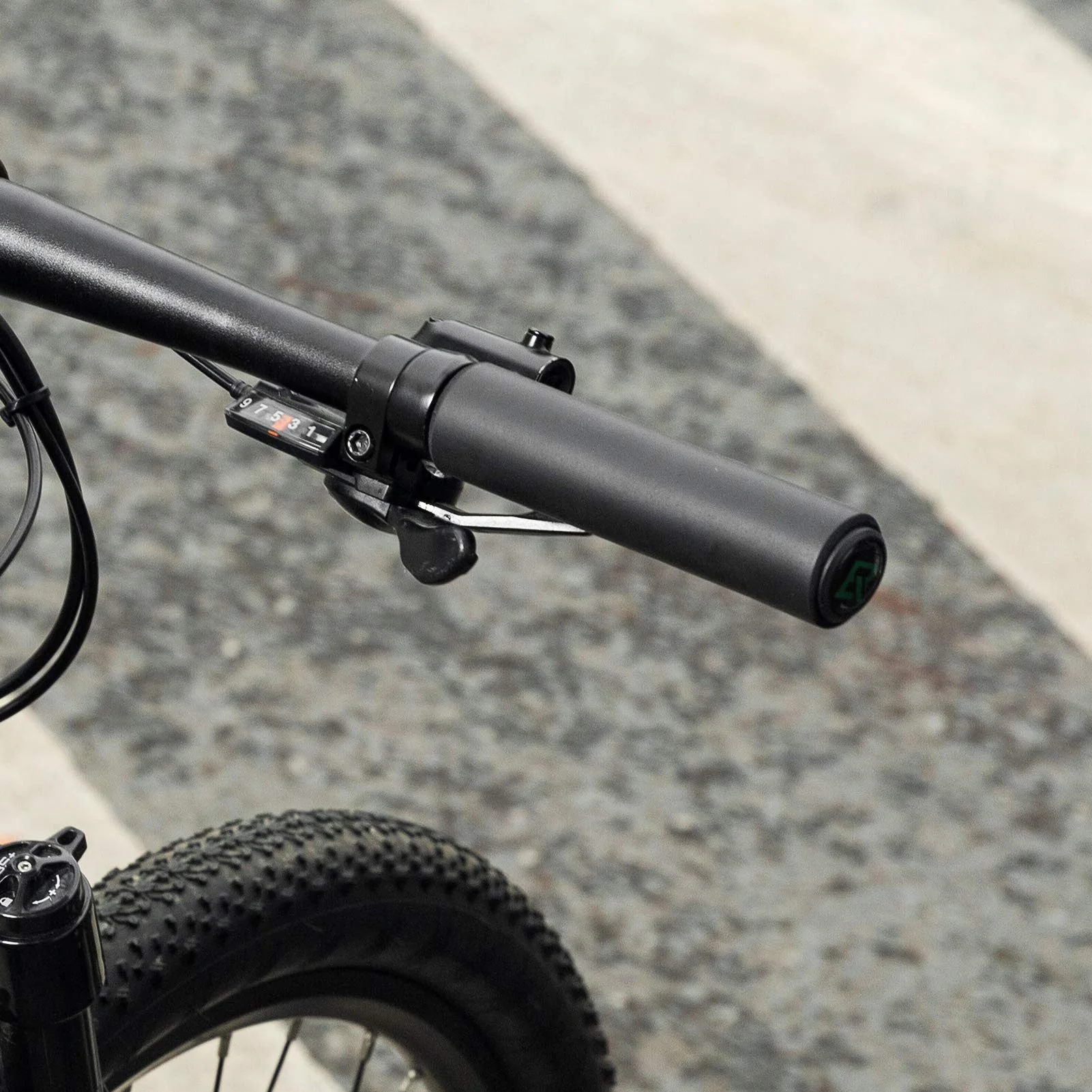 ROCKBROS Bike Foam Comfortable Shock Absorption Bike Handlebar Grips - Image 9